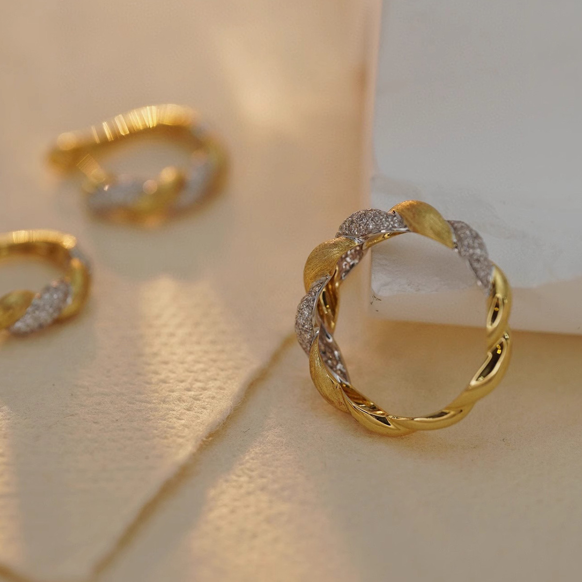 S925 Sterling Silver Ring Points Golden Women's – Image 2