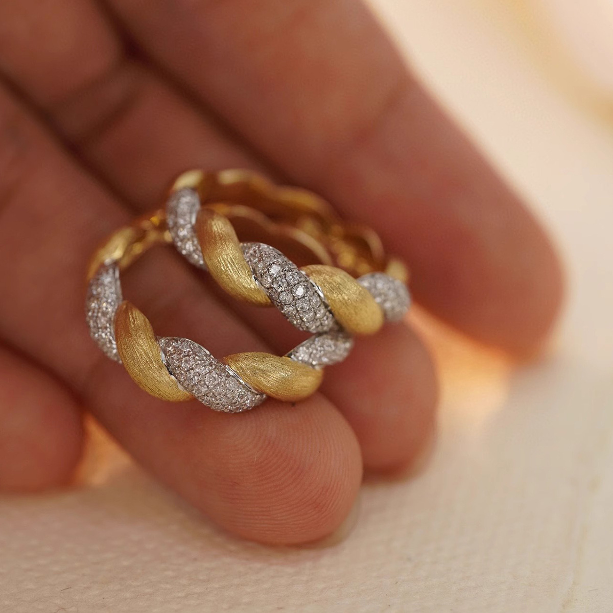 S925 Sterling Silver Ring Points Golden Women's – Image 3