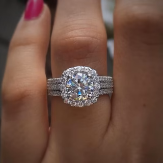 Moissanite Halo Engagement Ring – Noble & Luxurious Bridal Jewelry